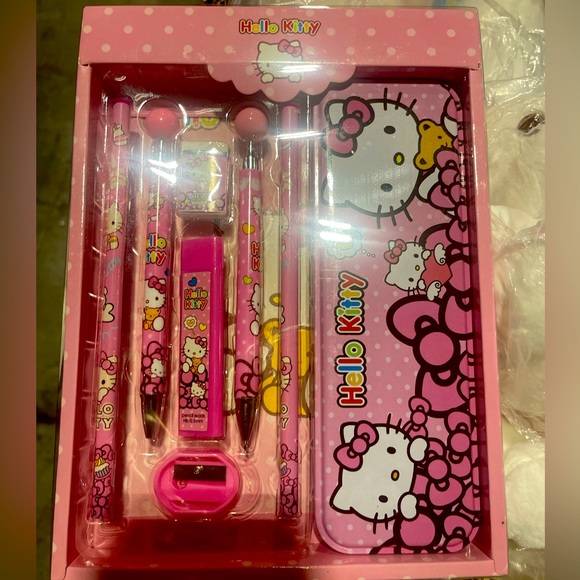 New hello kitty pencil set - Picture 1 of 1